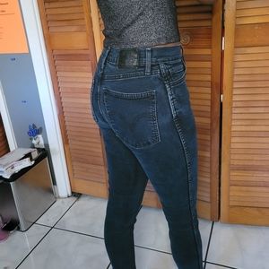 Super skinny black levi's jeans great condition no holes no tears no rips 26w